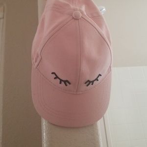 pink hat